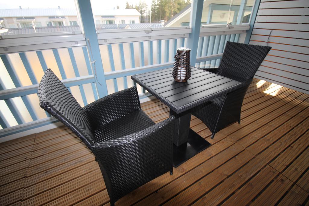 Majoitusykkoenen Apartment Raahe Ruang foto