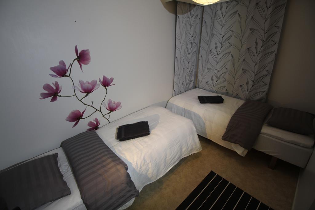 Majoitusykkoenen Apartment Raahe Ruang foto